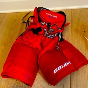 New Bauer Nexus 600 Ice Hockey Pant.   Jr Medium.  Red.  Purchased for $89.99